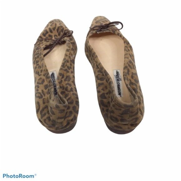 Manolo Blahnik leopard print ballet flats - Picture 3 of 8